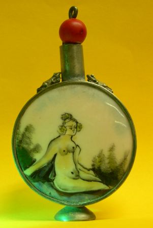 Tabati�re en porcelaine du Tibet